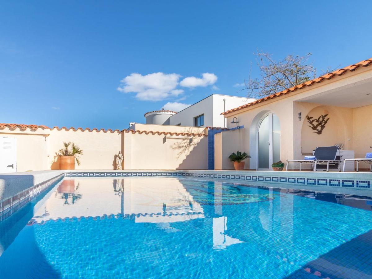 Holiday Home Bonica By Interhome Empuriabrava Buitenkant foto